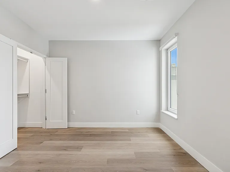 6810 Polk St — Photo 25