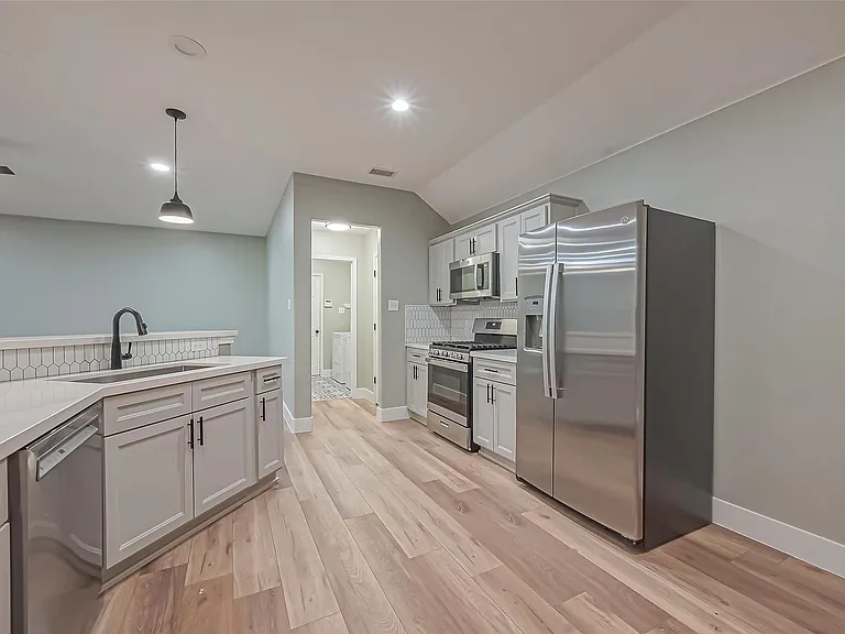 2 Garden Lodge Pl — Photo 15
