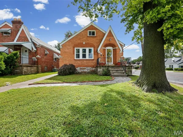 9058 Rosemary Ave, Saint Louis, MO 63123