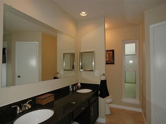 5th image of 1204 Piney Woods Dr
