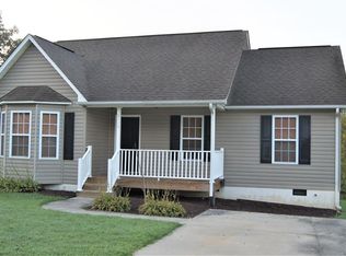 2115 McIver Ln, Winston Salem, NC 27127