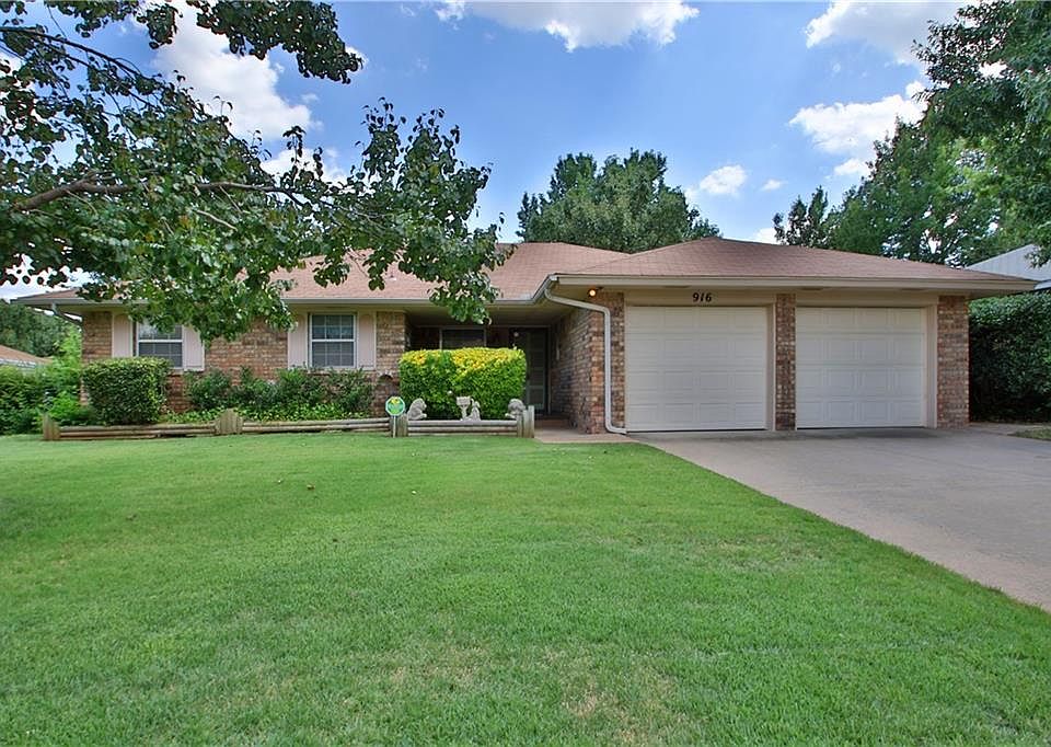 1st image of 916 E Hills Dr