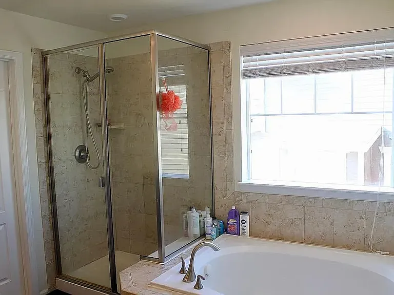 15199 Chicago St — Photo 15