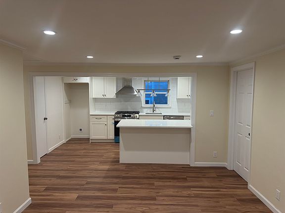 2nd image of 8902 3rd Ave