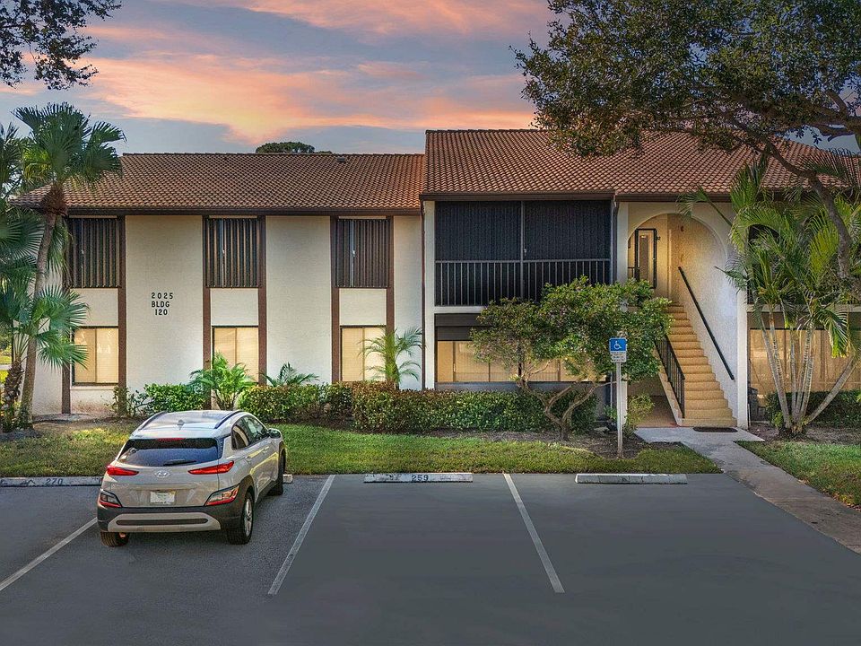 1st image of 2025 SW Silver Pine Way