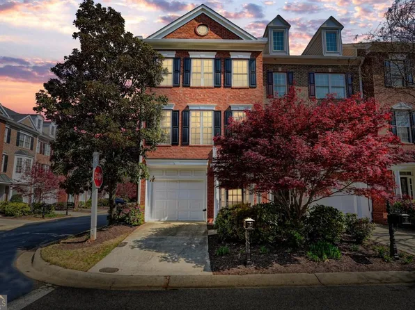 3412 Waters Edge Trl, Roswell, GA 30075