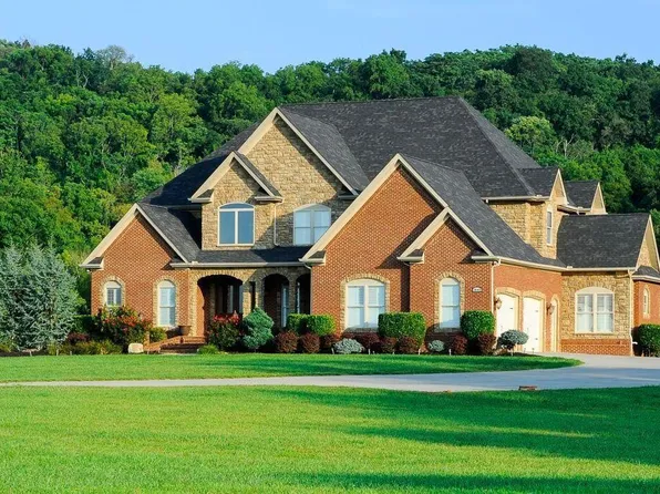 3645 W Lamar Alexander Pkwy, Friendsville, TN 37737