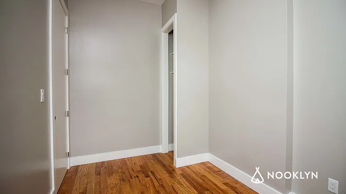 Rented by Nooklyn NYC LLC | media 41