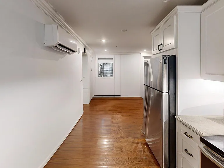2969 Washington St #B — Photo 2
