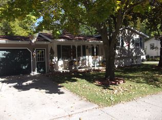 2298 9th St, Green Bay, WI 54304