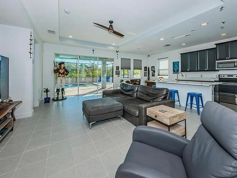 1280 Windy Bay Shl — Photo 4