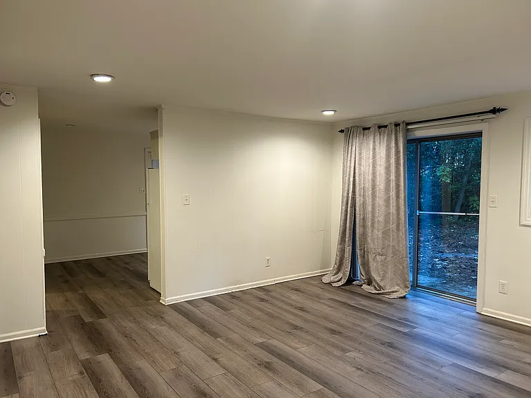 792 Marstevan Dr NE #3 — Photo 5