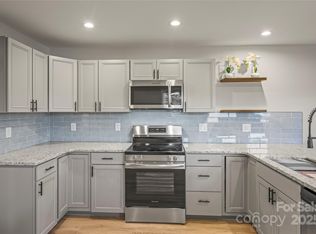 107 W Poplar St, Stanley, NC 28164