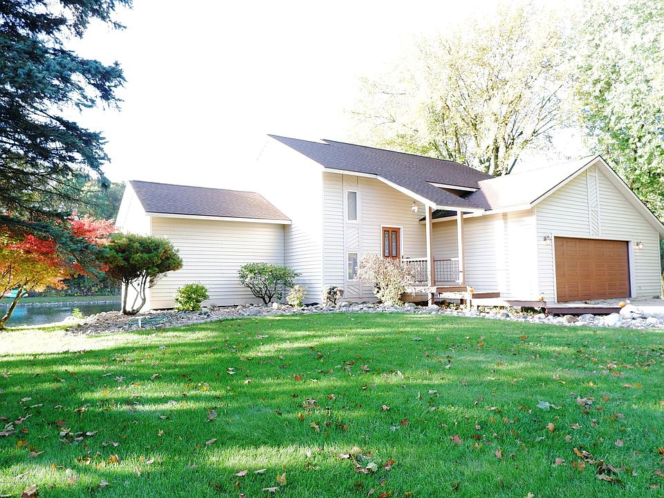 1st image of 8933 W Scenic Lake Dr