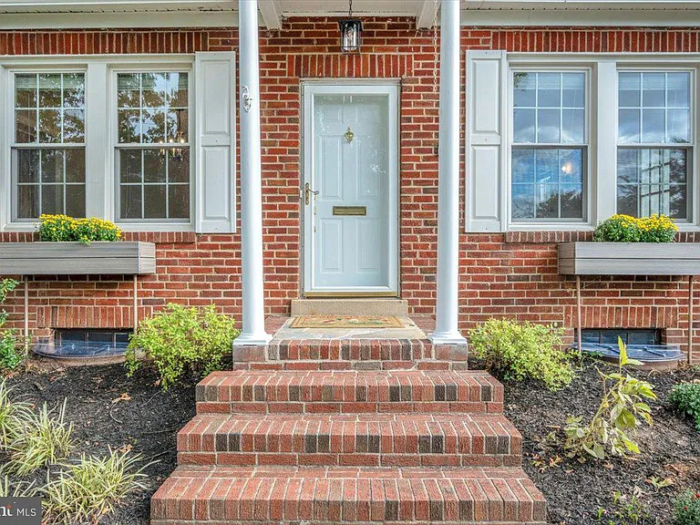 1903 Kirby Rd — Photo 3