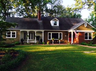 450 Roland Ave, Jackson, TN 38301