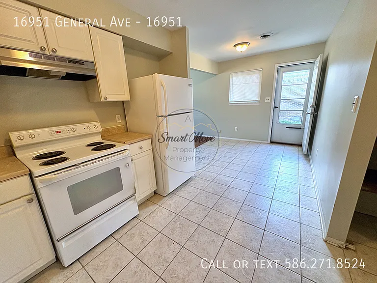 16951 General Ave #16951 — Photo 6