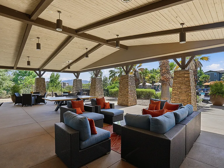 Oak Springs Ranch — Photo 22
