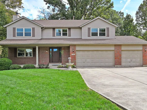 6054 Dunmore Dr, West Chester, OH 45069