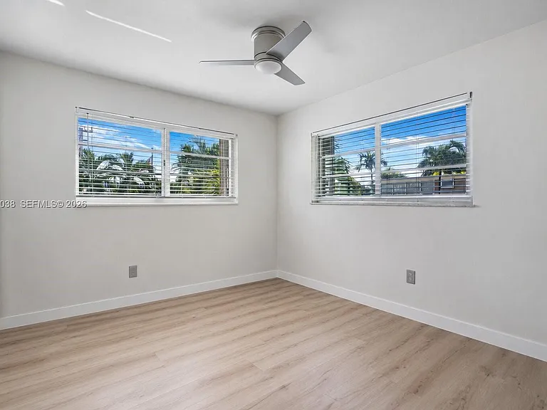 1900 Meridian Ave #204 — Photo 6