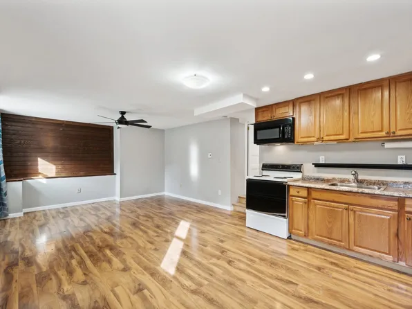 9608 Frankstown Rd APT 3, Pittsburgh, PA 15235