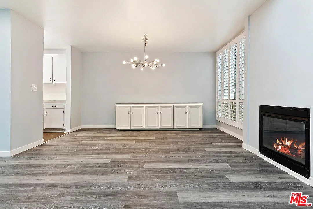 1 bed, 1.0 bath, 964 sqft, $3,400 — Photo 3