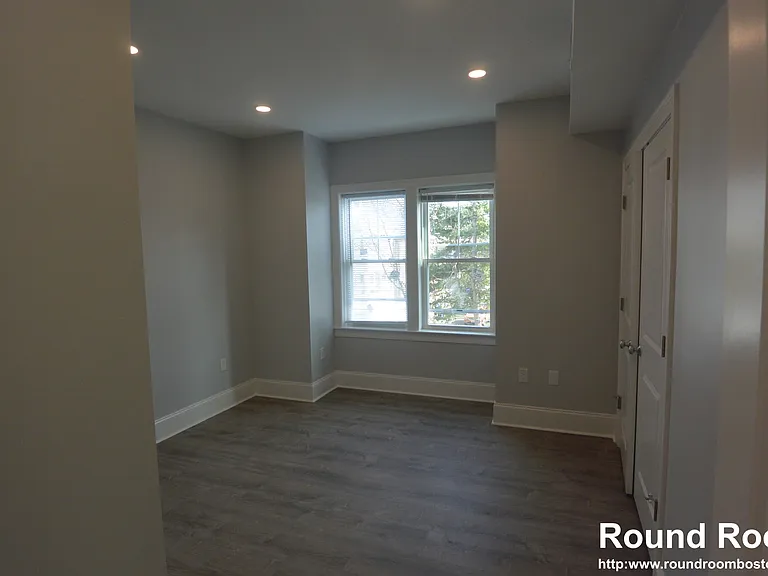 120 Kenrick St #5 — Photo 5