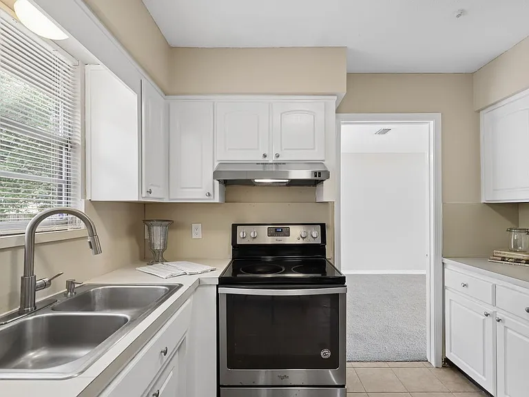 3920 University Club Blvd — Photo 8