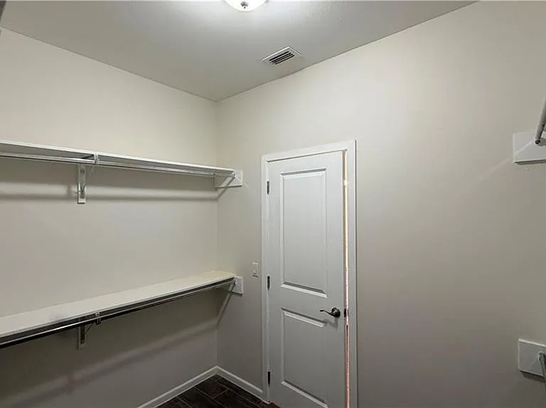 714 Santa Isabel St — Photo 15
