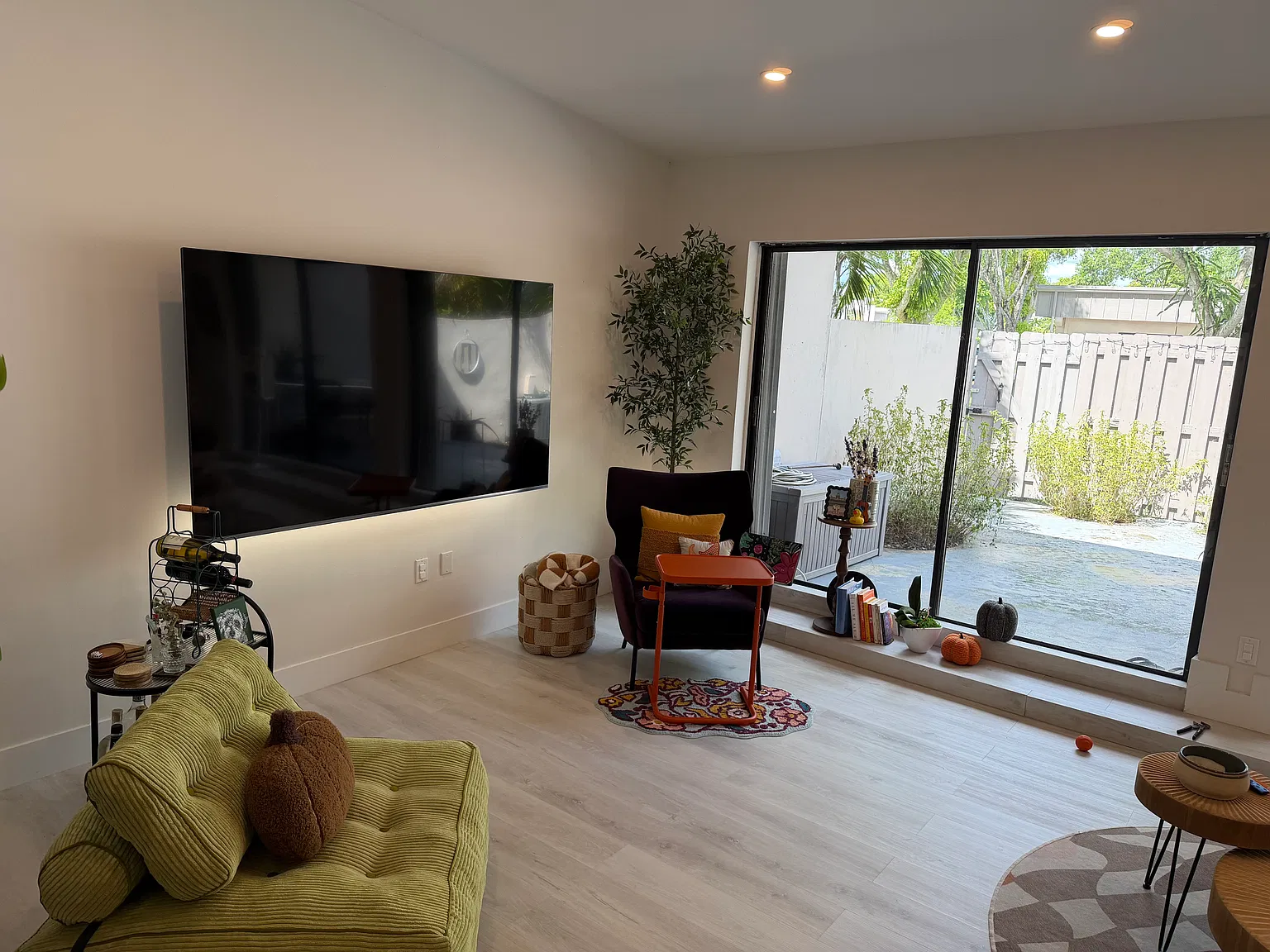 2 bed, 1463 sqft, $3,000 — Photo 3