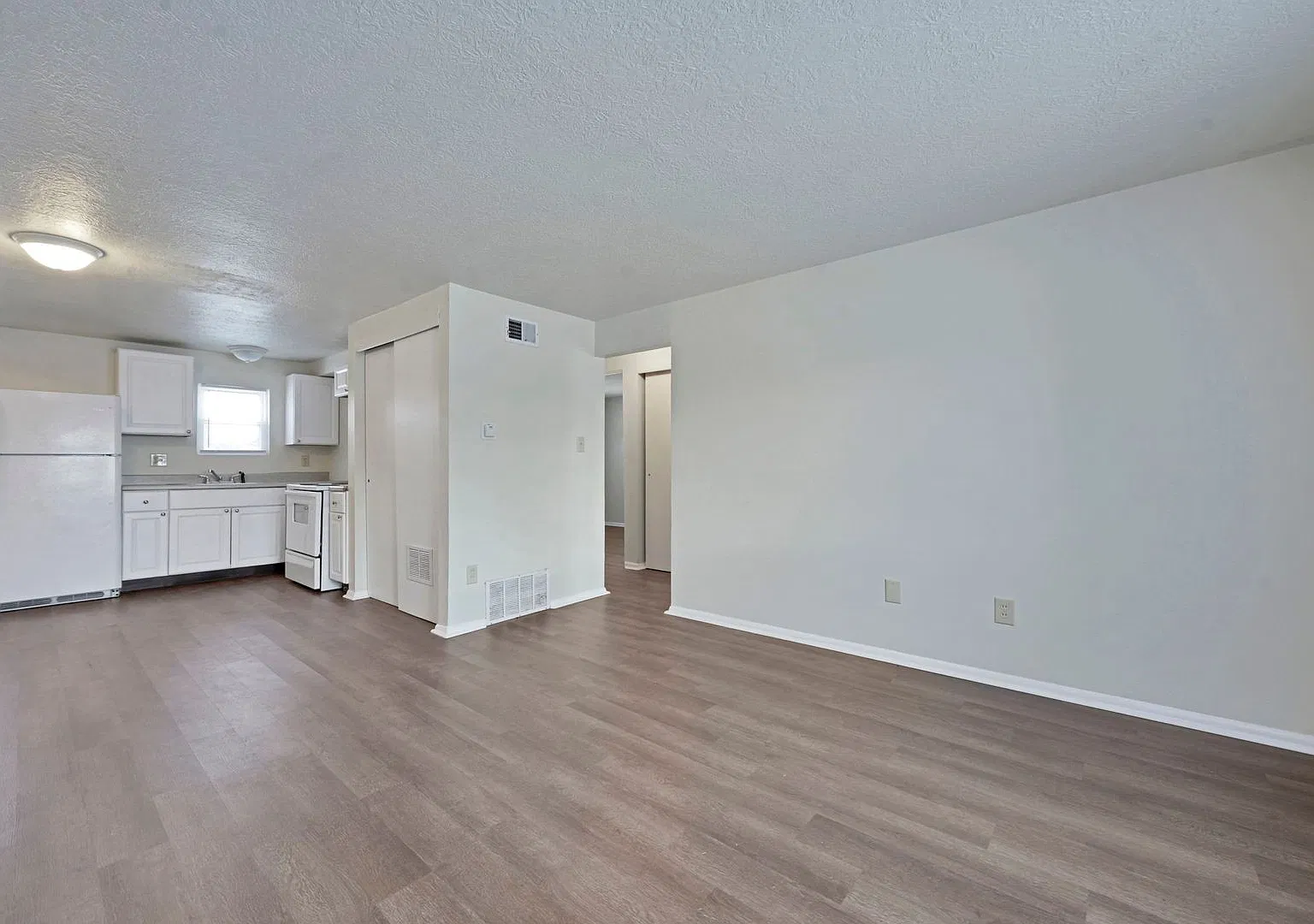 3069 Markham Rd — Photo 1