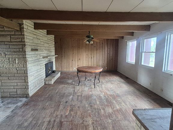 2nd image of 21253 Hoover Ave