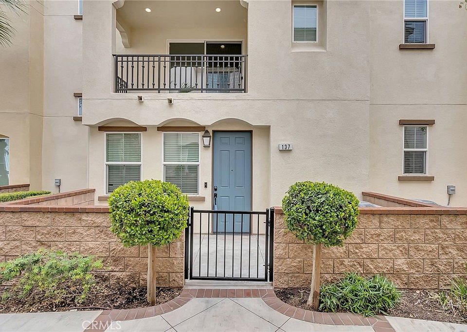 1st image of 137 Macintosh Way
