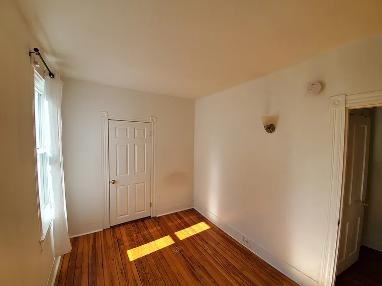 43 Madison Pl — Photo 7