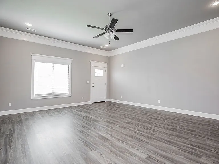 870 Bob Glen Cir — Photo 3