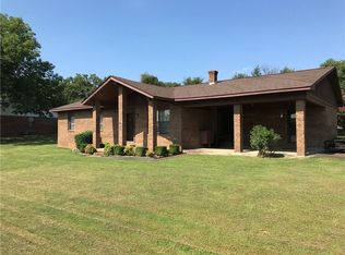 711 Division St, Greenwood, AR 72936