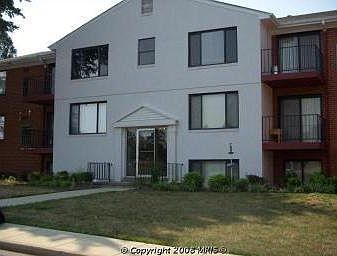 5th image of 125 Clubhouse Dr SW #11