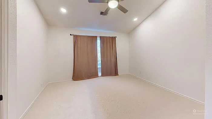 2 bed, 2.0 bath, 1020 sqft, $2,995 — Photo 4