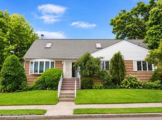 290 Isabella Ave, Staten Island, NY 10306