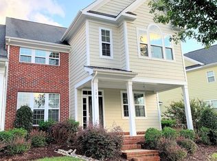 121 Coffee Bluff Ln, Holly Springs, NC 27540
