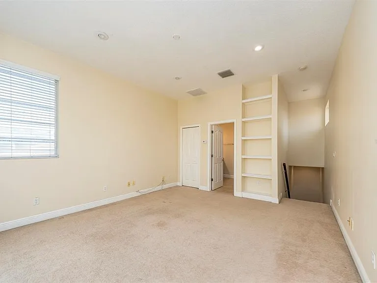 10639 Hatteras Dr — Photo 22