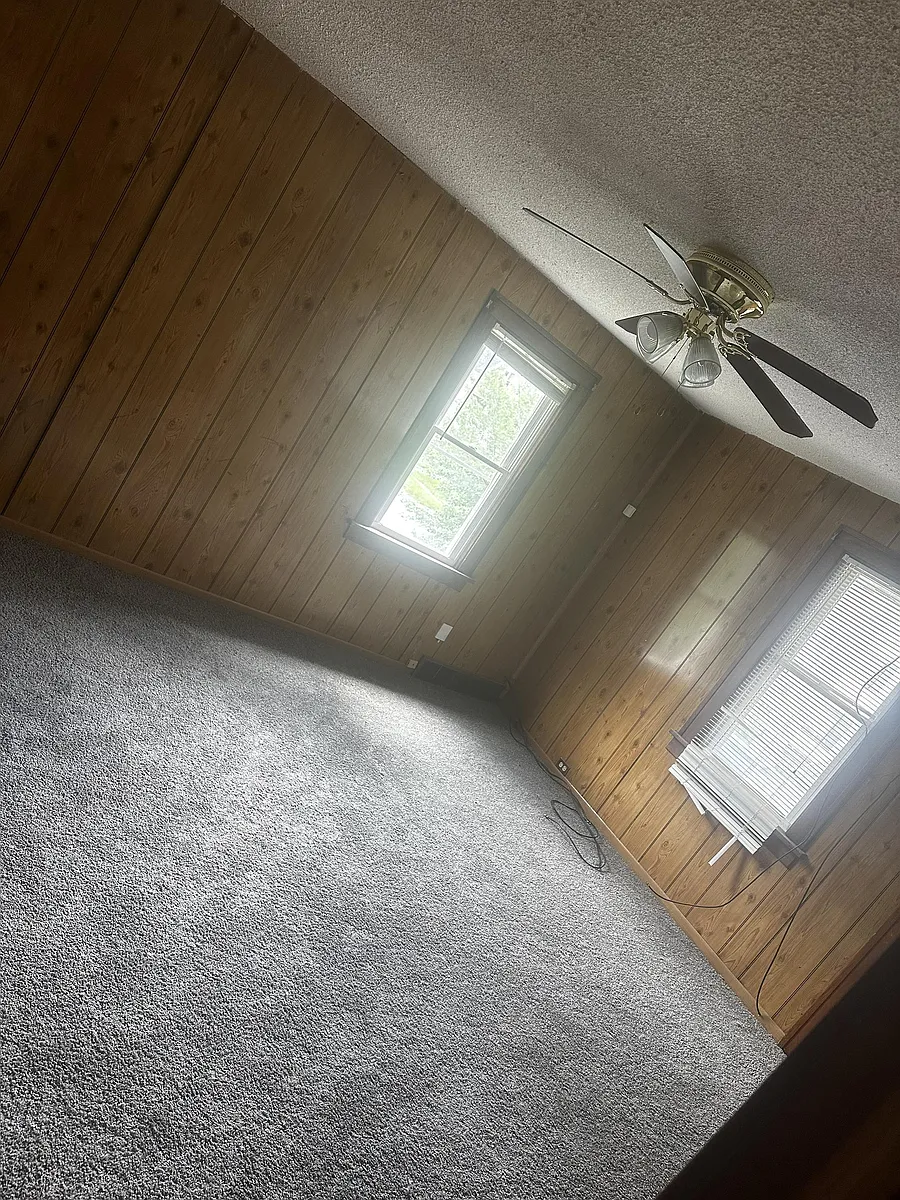 Building Photo - 16301 Huntmere Ave #1
