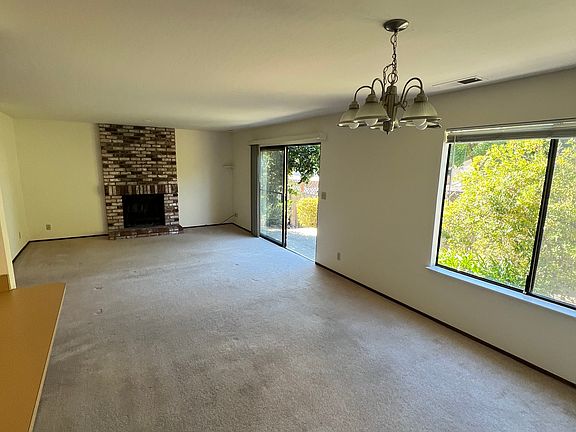 3rd image of 2903 Simkins Ct