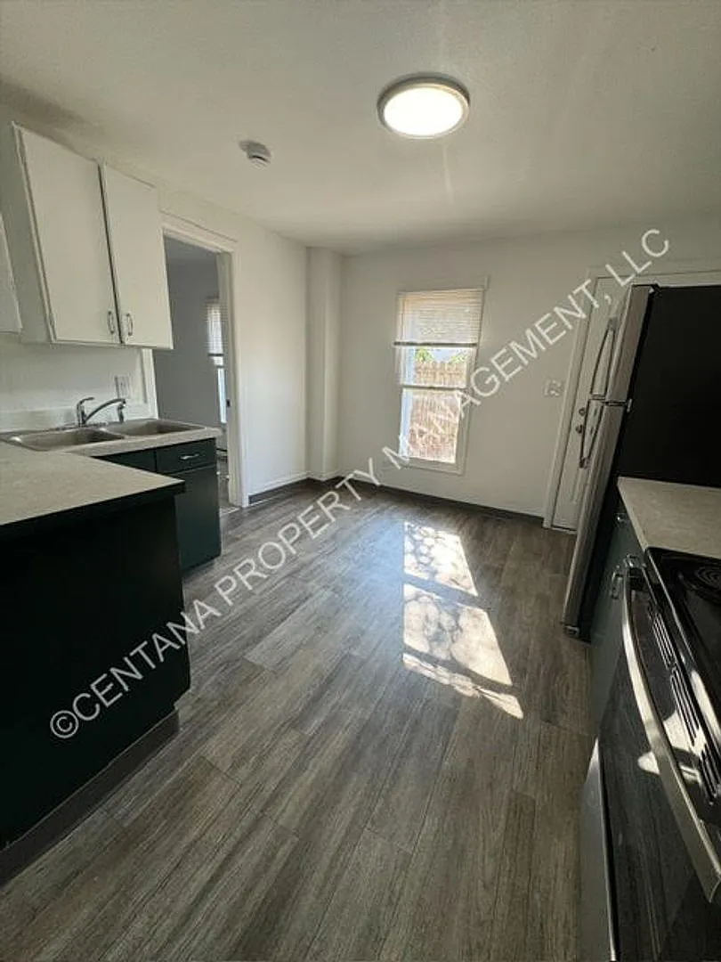 412-418 Fourth Street South — Photo 4