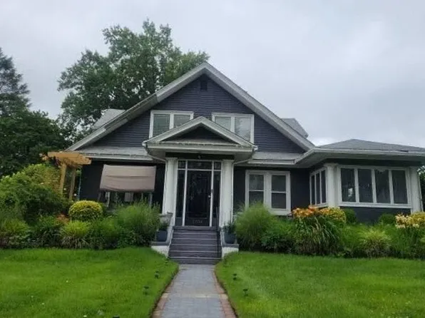 2934 Cove Rd, Pennsauken, NJ 08109
