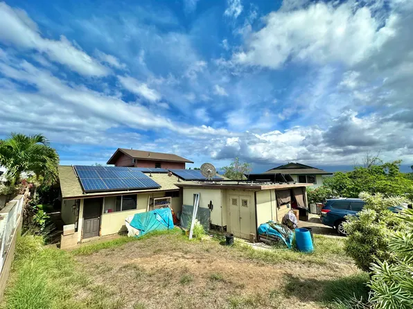 924 Puuloa St, Wailuku, HI 96793
