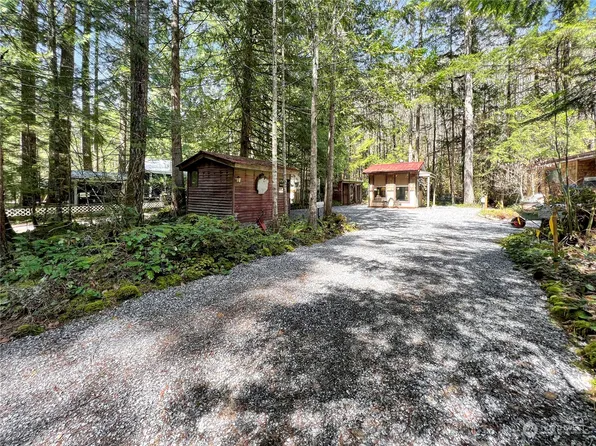 88 5 Big River Boulevard W, Deming, WA 98244