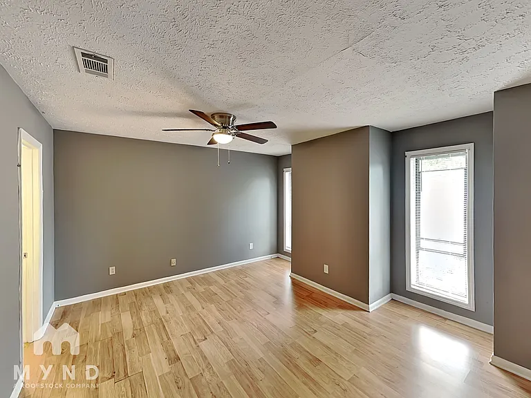 2340 Beaver Ruin Rd #71 — Photo 10