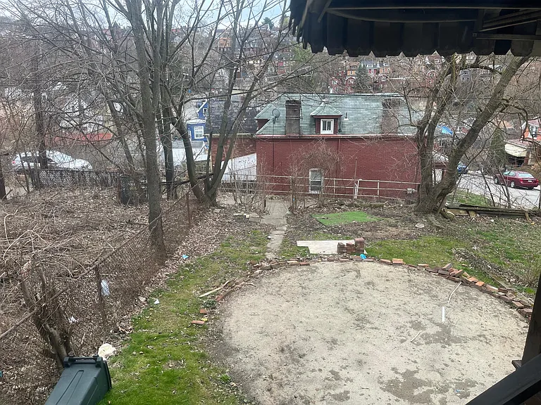 226 Bausman St — Photo 25