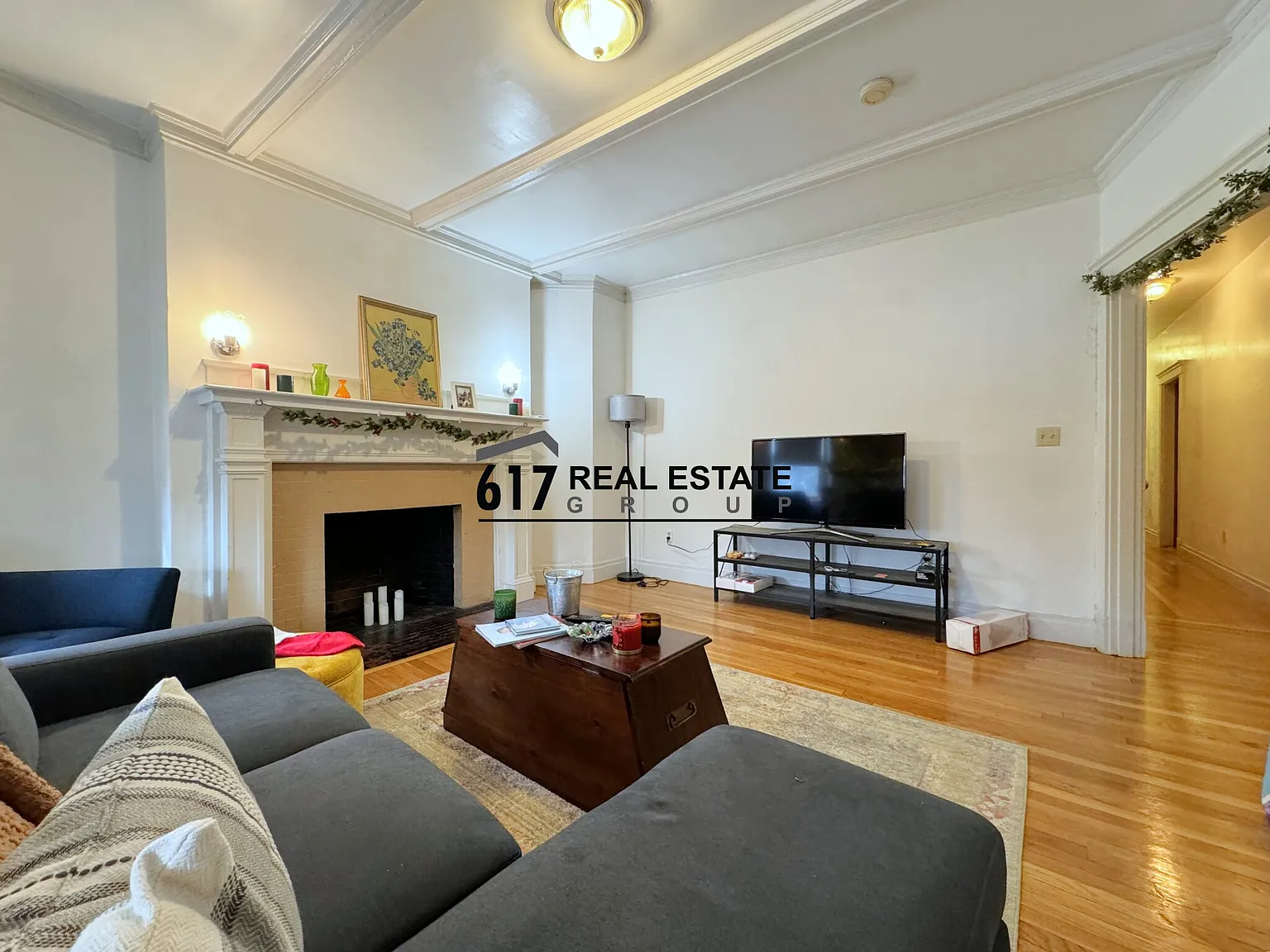 4 bed, 1750 sqft, $5,600 — Photo 2